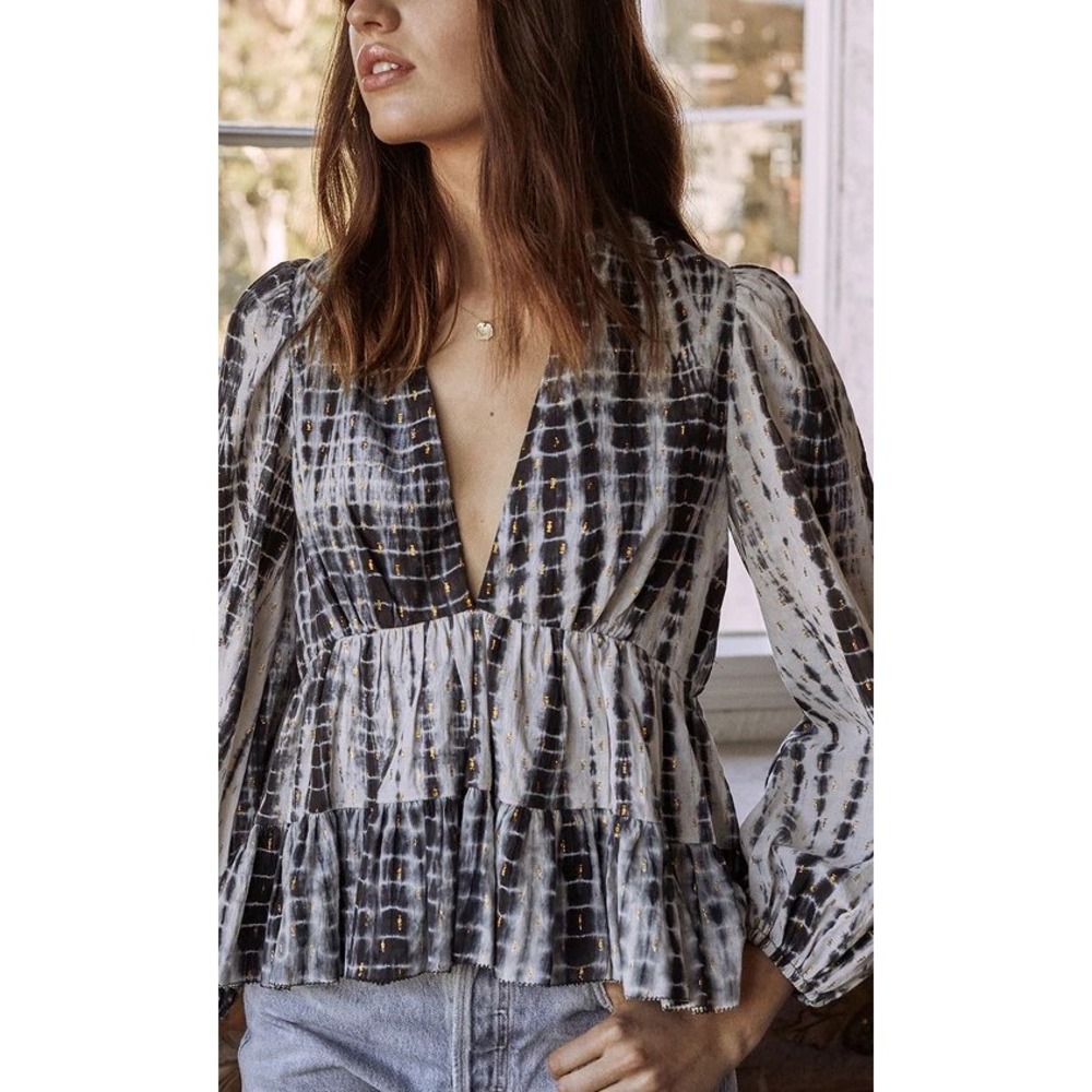 Saylor  Dye Deep‎ V Long Sleeve Blouse